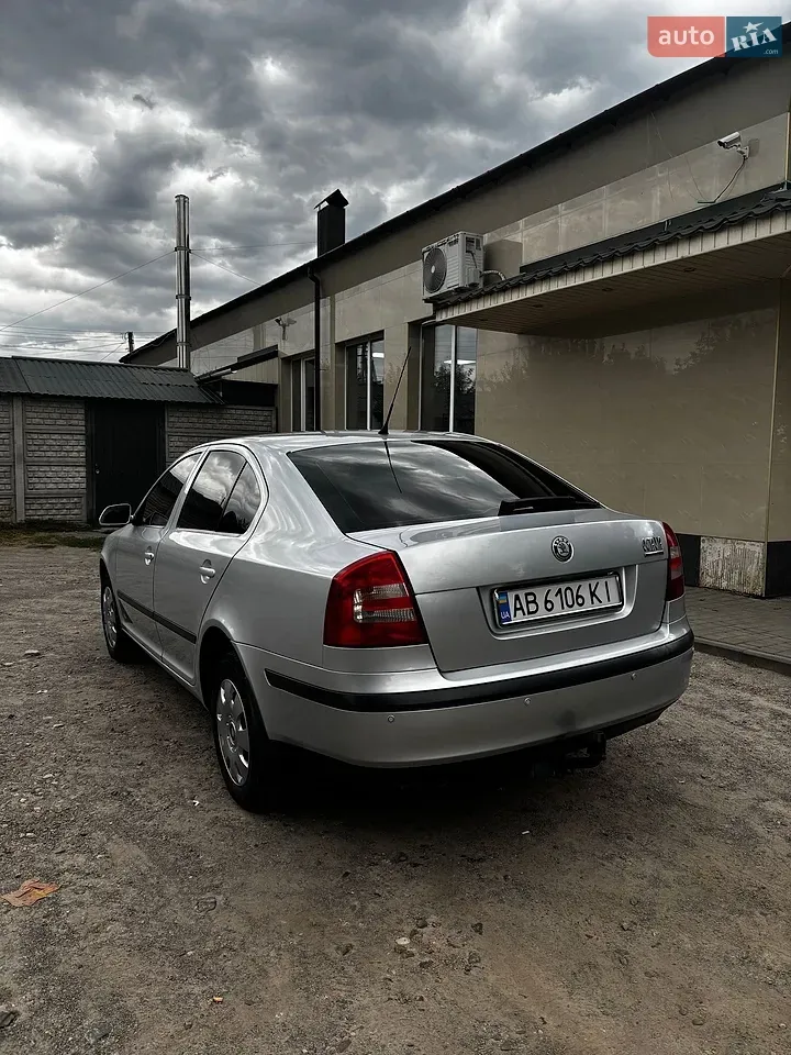 Skoda Octavia 2008 photo 4