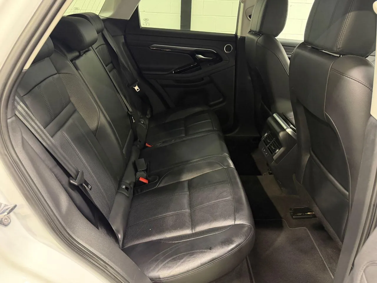 Land Rover Range Rover Evoque 2019 photo 3