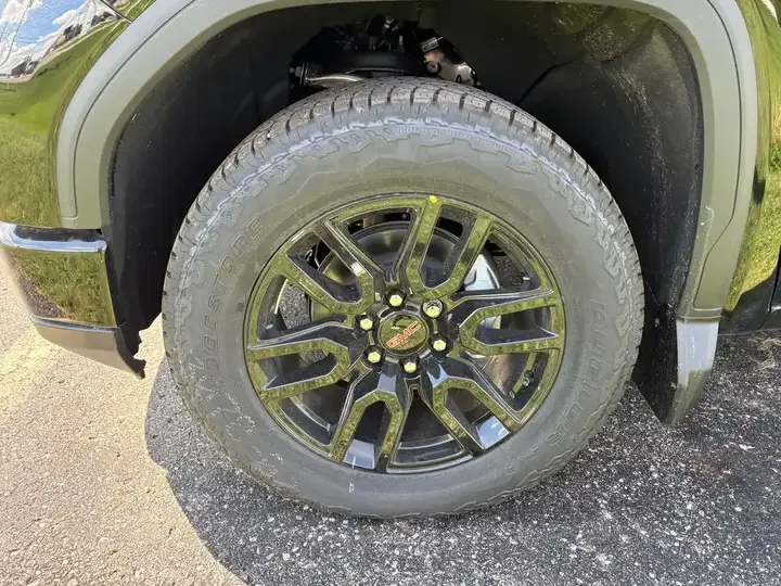 GMC Sierra 1500 2026 photo 3