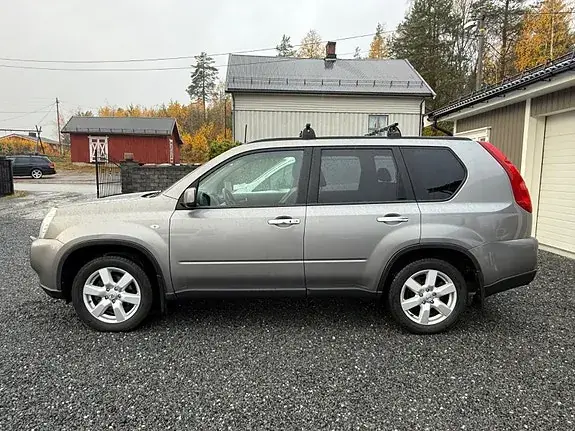 Nissan X-Trail 2008 photo 2