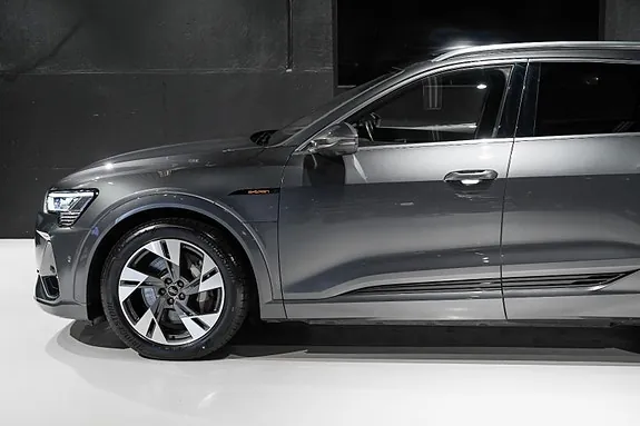 Audi E-Tron 2022 photo 4