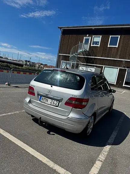 Mercedes-Benz B 200 2008 photo 4