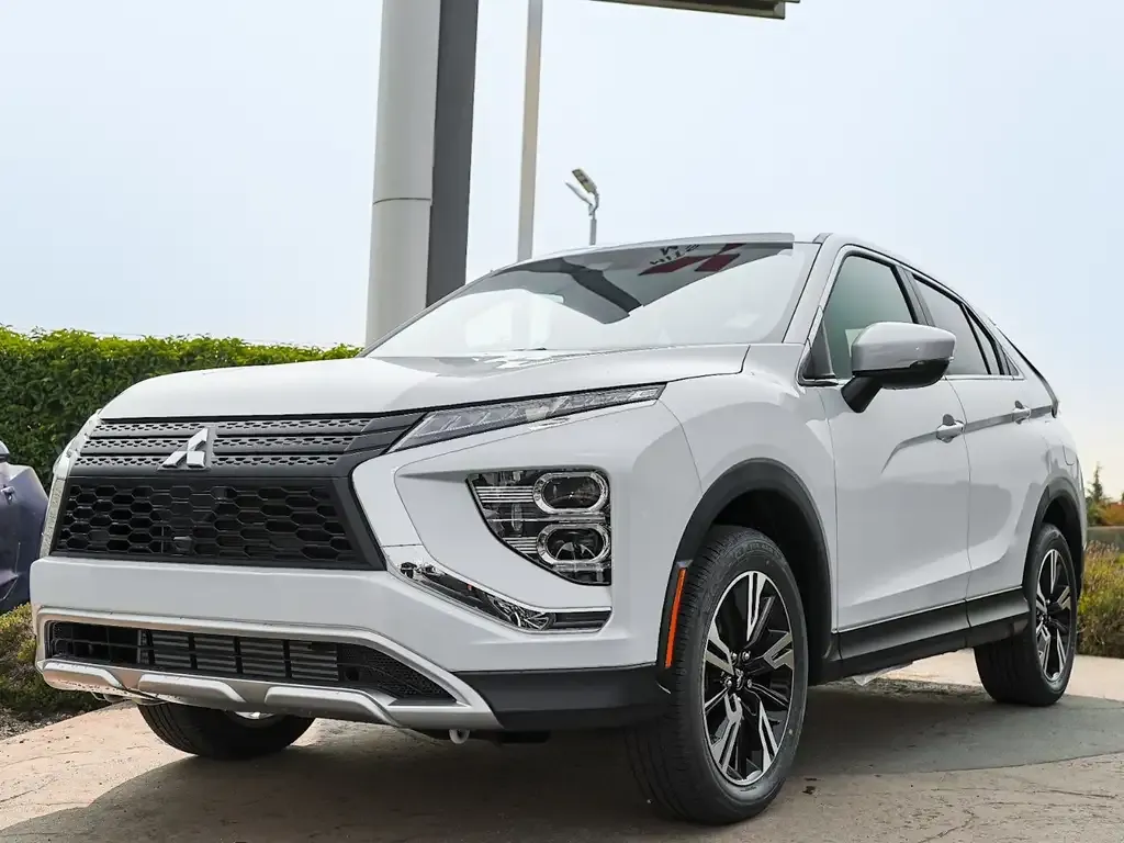 Mitsubishi Eclipse Cross 2026 photo 2