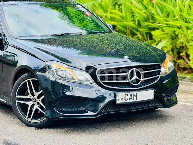 Mercedes-Benz E300 2015 photo 2