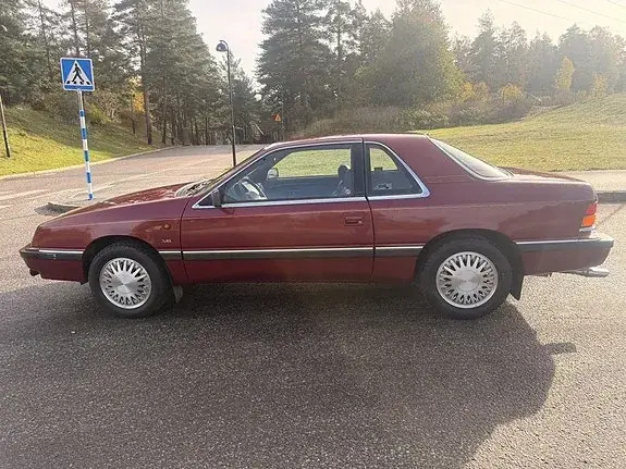 Chrysler Le Baron 1990 photo 3