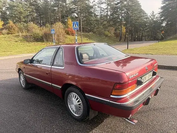 Chrysler Le Baron 1990 photo 4