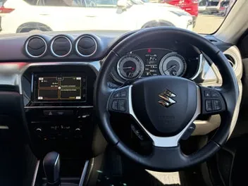 Suzuki Vitara 2025 photo 5