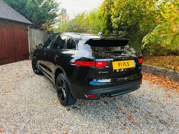 Jaguar F-Pace 2018 photo 3