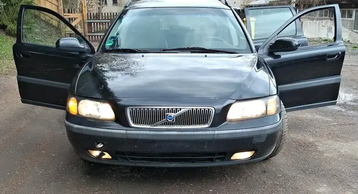 Volvo V70