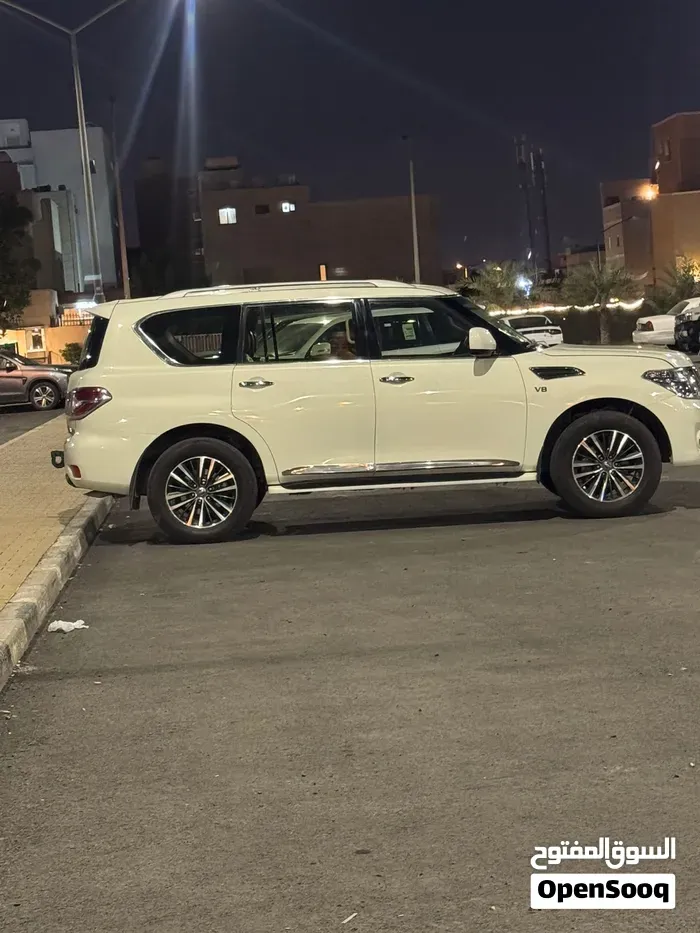 Nissan Patrol 2015 photo 3