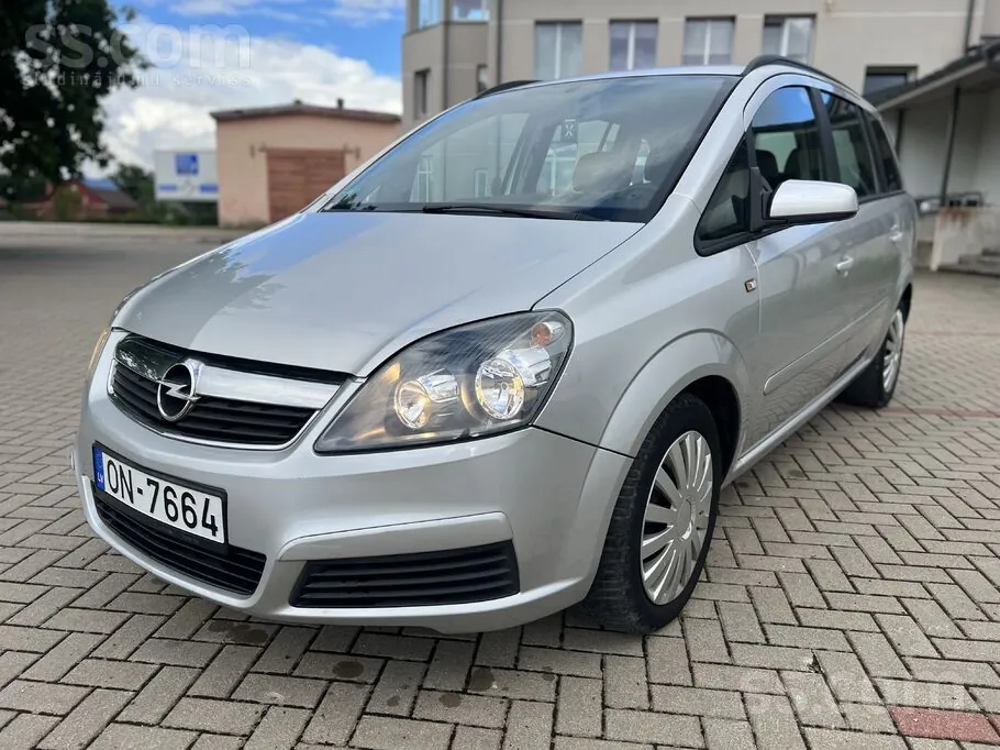 Opel Zafira 2006 photo 2