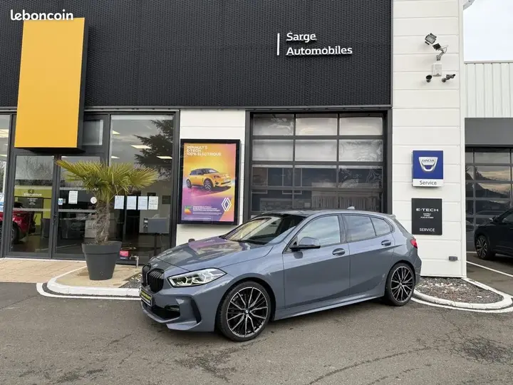 BMW 1 Series 2024 photo 2