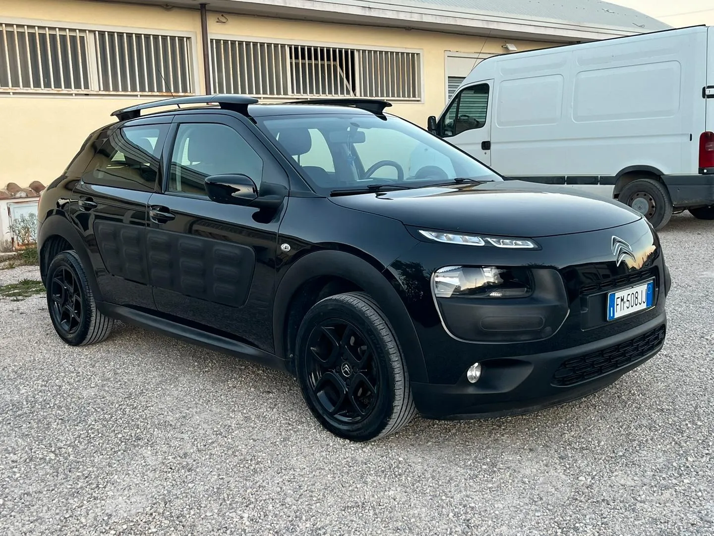 Citroen C4 Cactus 2018 photo 2