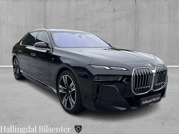 BMW I7 2023 photo 3