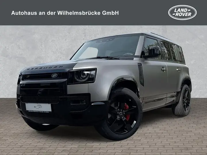 Land Rover Defender 110