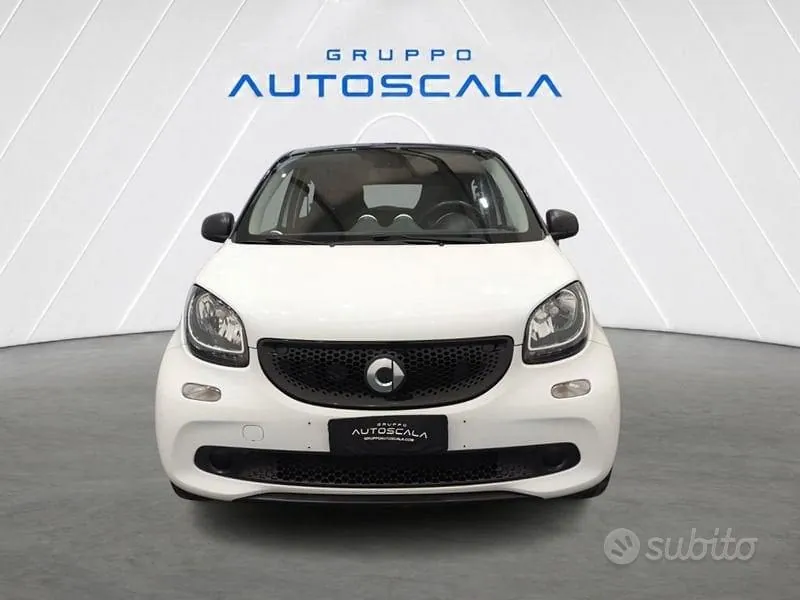 Smart Forfour 2018 photo 2