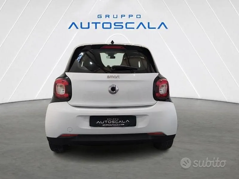 Smart Forfour 2018 photo 5