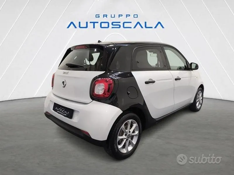 Smart Forfour 2018 photo 3