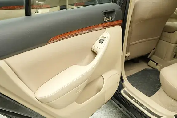 Toyota Avensis 2006 photo 4