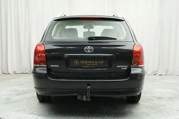Toyota Avensis 2006 photo 5