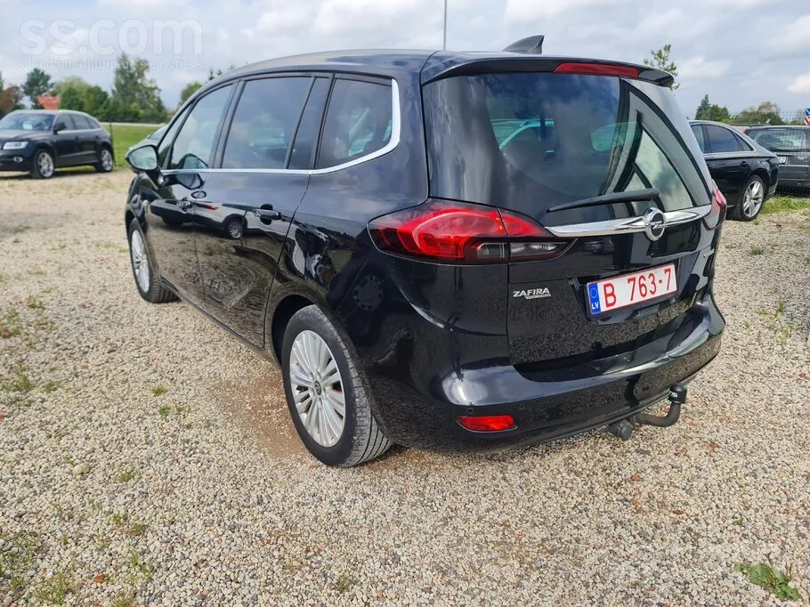 Opel Zafira 2016 photo 4