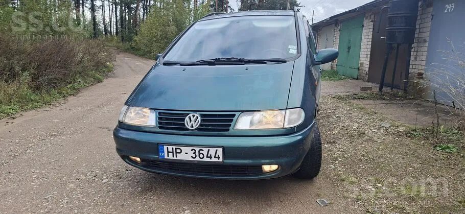 Volkswagen Sharan 1998 photo 2