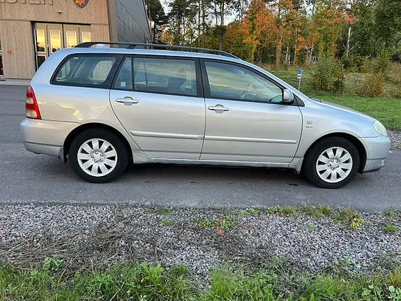 Toyota Corolla 2004 photo 2