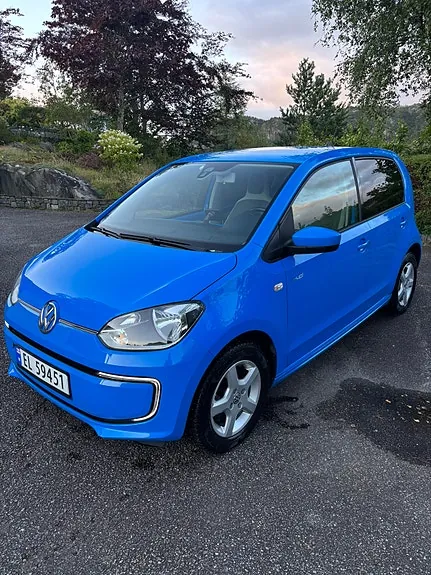 Volkswagen E-Up! 2015 photo 2