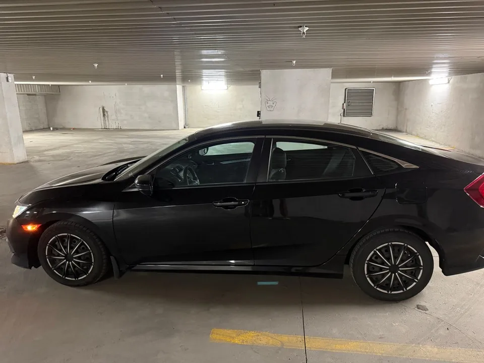 Honda Civic 2018 photo 5