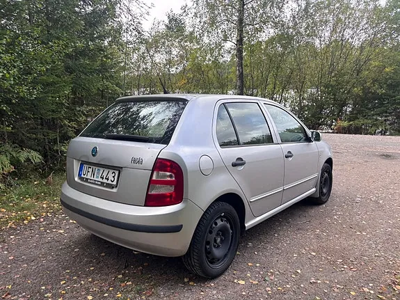 Skoda Fabia 2003 photo 3