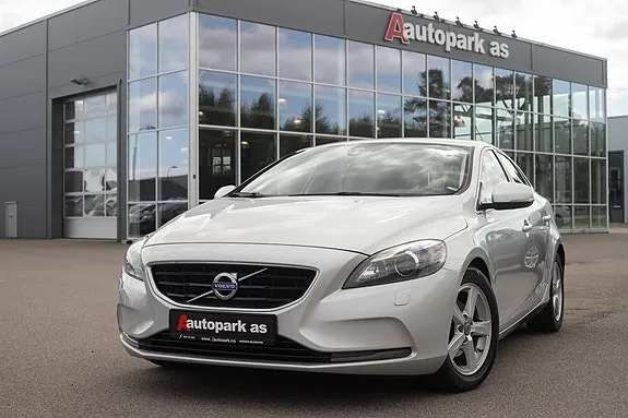 Volvo V40 2013 photo 2