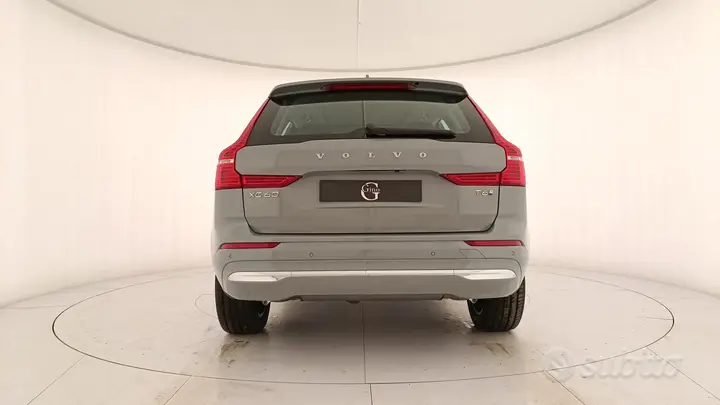 Volvo Xc60 2025 photo 4