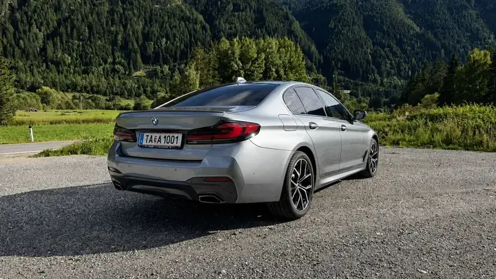 BMW 520D 2021 photo 3