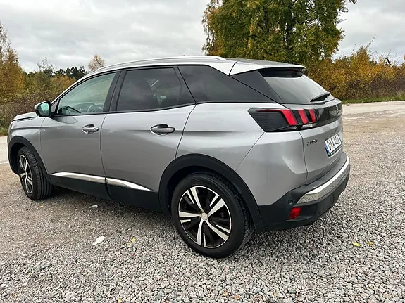 Peugeot 3008 2018 photo 2