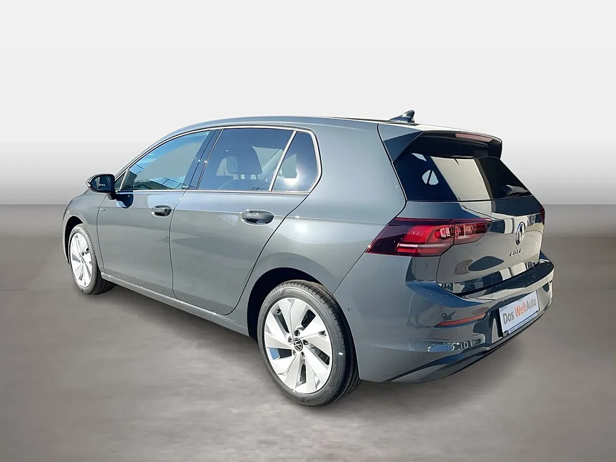 Volkswagen Golf 2026 photo 3