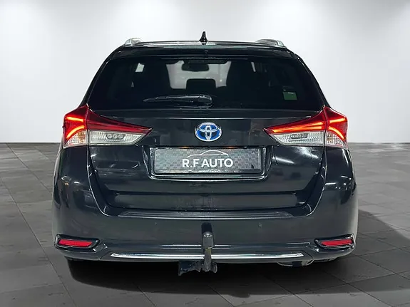 Toyota Auris 2016 photo 4