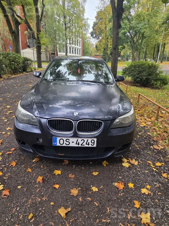 BMW 525
