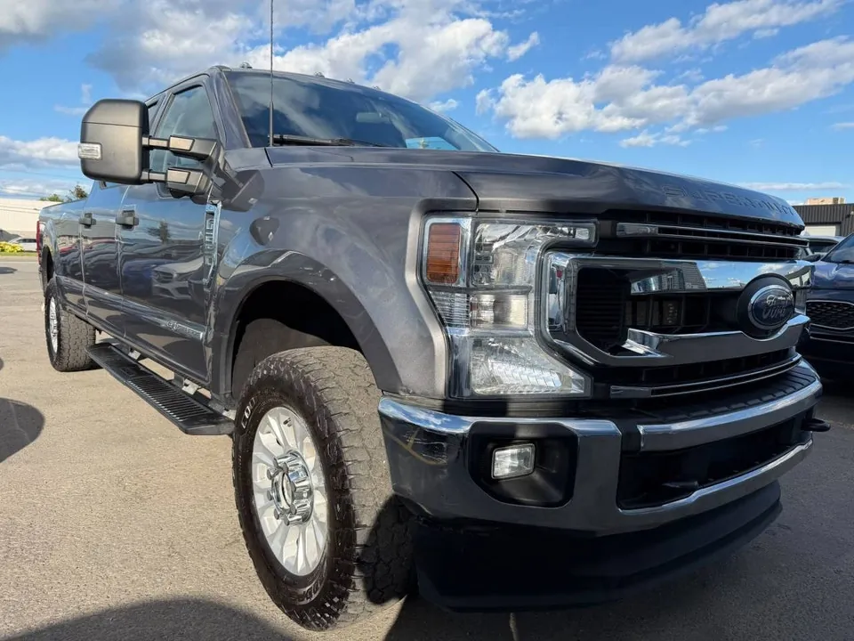 Ford F250 2022 photo 2
