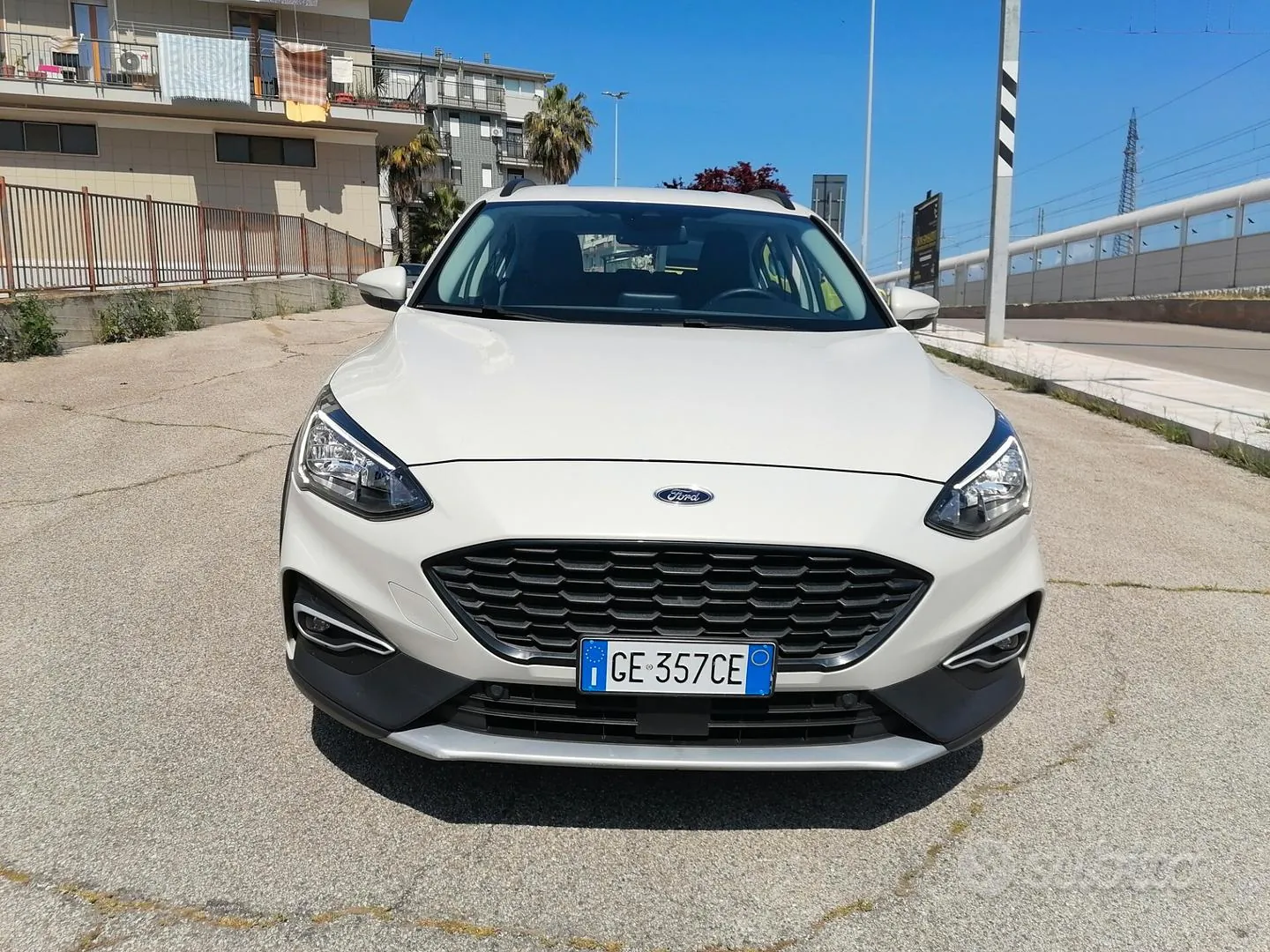 Ford Focus 2021 photo 2