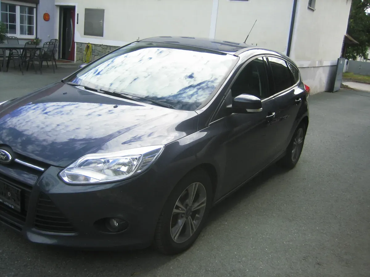 Ford Focus 2013 photo 3