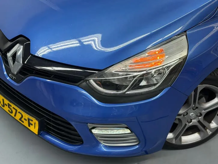 Renault Clio 2015 photo 2