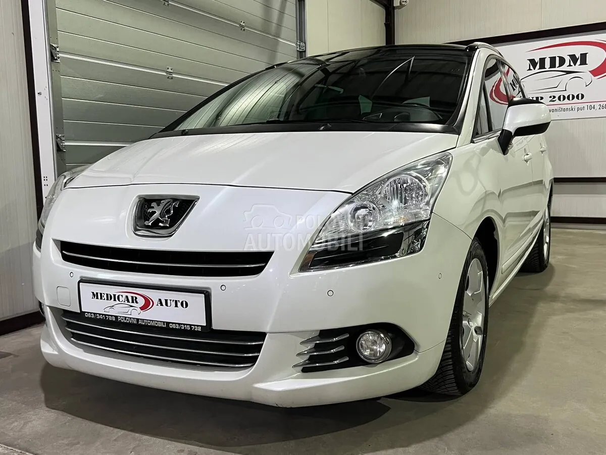 Peugeot 5008 2013 photo 2