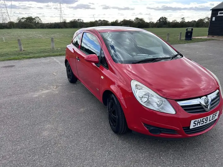 Vauxhall Corsa 2009 photo 2