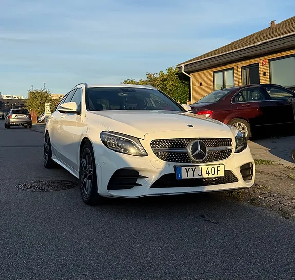 Mercedes-Benz C200