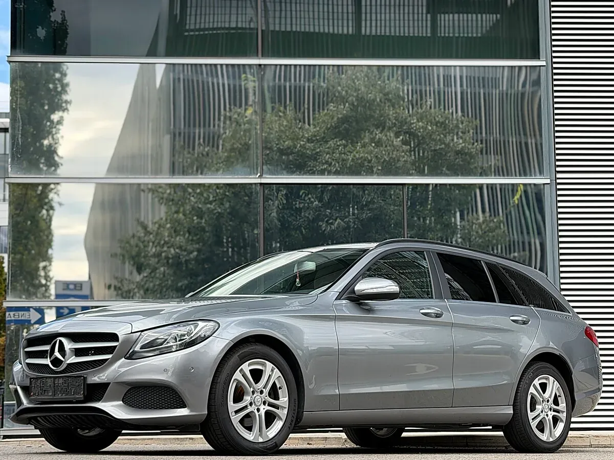 Mercedes-Benz C-Class 2015 photo 3