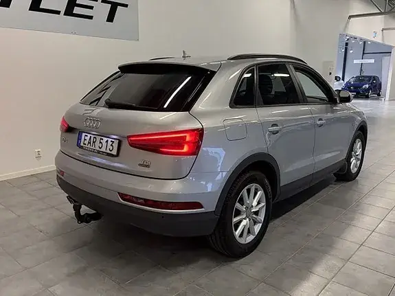 Audi Q3 2015 photo 4