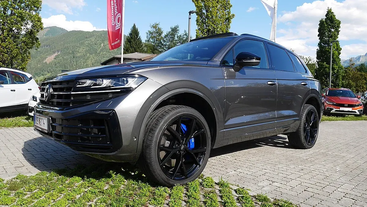Volkswagen Touareg 2026 photo 2