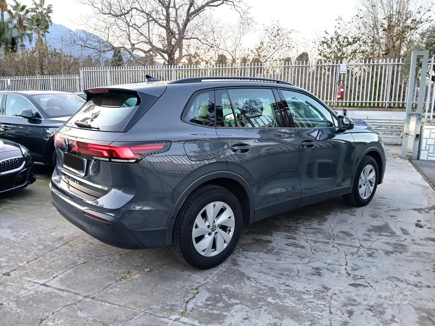 Volkswagen Tiguan 2024 photo 4