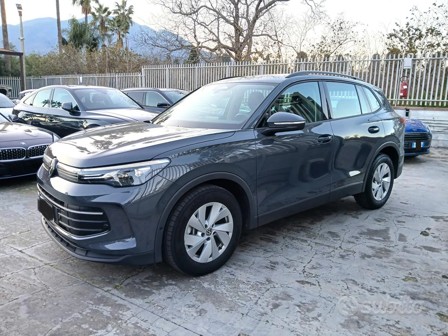 Volkswagen Tiguan 2024 photo 3