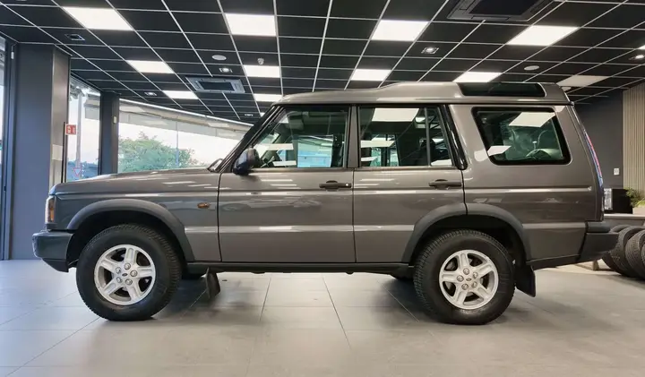 Land Rover Discovery 2002 photo 3